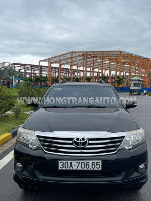 Toyota Fortuner 2.7V 4x2 AT 2012