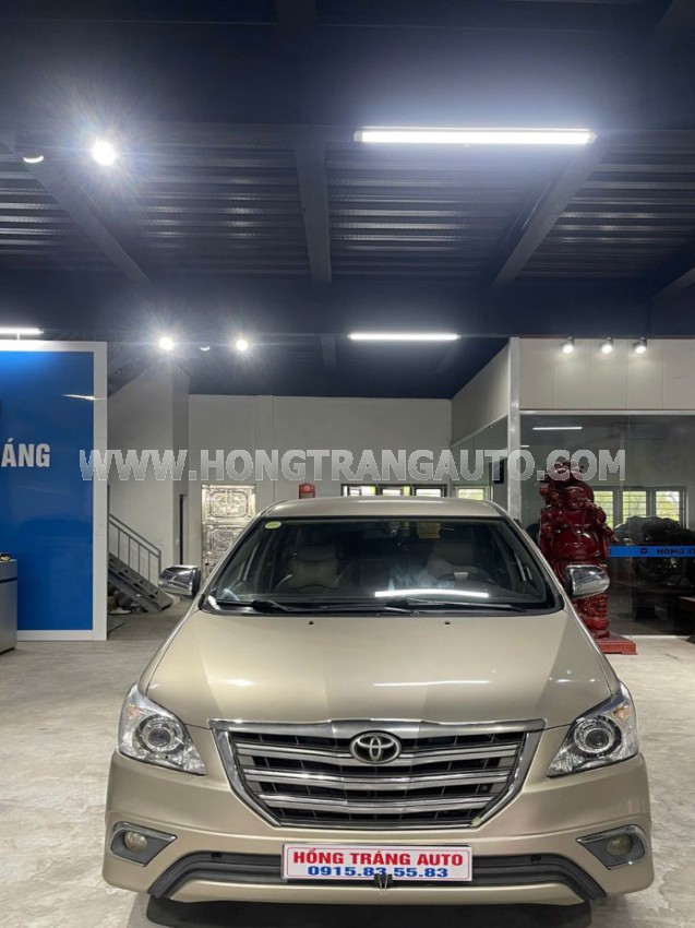 Toyota Innova 2.0J 2014