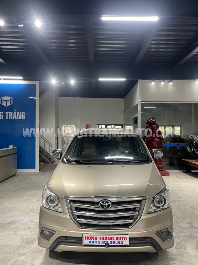 Toyota Innova 2.0E 2014