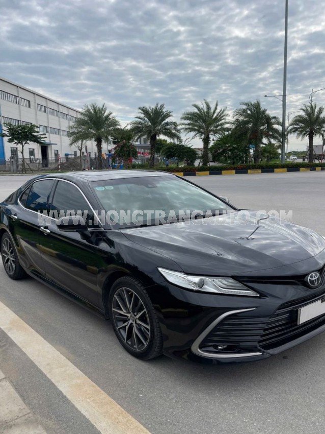 Toyota Camry 2.0Q 2022